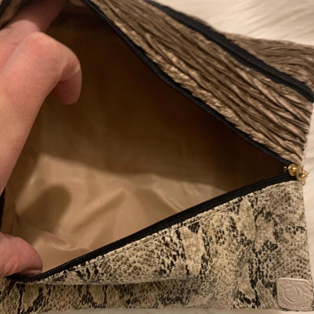 Stylish Peachy Keen Python Print and Textured Zip… - image 8